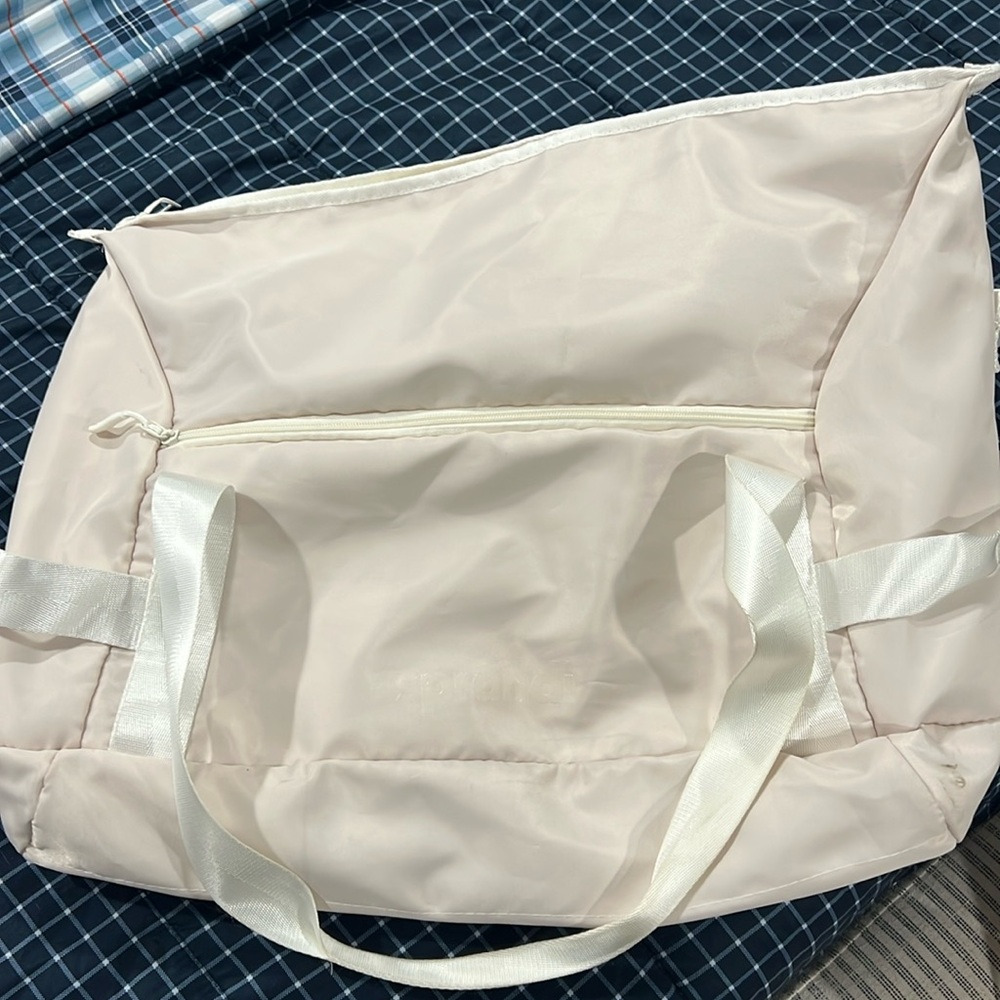 Sprandi Cream Duffel Bag